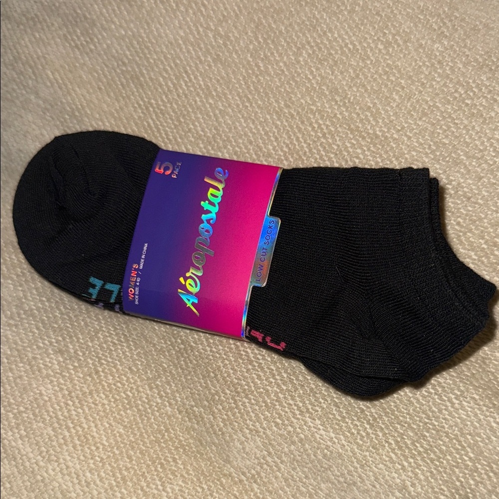 NWT Aeropostale Black Women’s low cut Socks 5 Pack